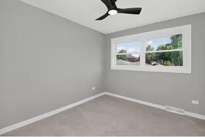 216 W Kimbell Avenue, Elmhurst, IL 60126 - Photo 7