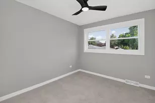 216 W Kimbell Ave, Elmhurst, IL 60126 - Photo 7