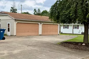 525 E Honeywell St, Hoopeston, IL 60942 - Photo 3