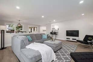 959 Ridge Ave, Elk Grove Village, IL 60007 - Photo 11
