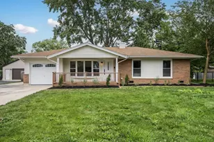 959 Ridge Ave, Elk Grove Village, IL 60007 - Photo 1