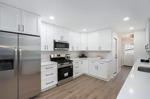 959 Ridge Ave, Elk Grove Village, IL 60007 - Photo 15