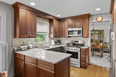 1902 Gigi Lane, Darien, IL 60561 - Photo 9