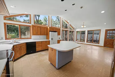 1120 E Prairie Avenue, Wheaton, IL 60187 - Photo 9