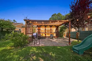 8120 Keystone Ave, Skokie, IL 60076 - Photo 9
