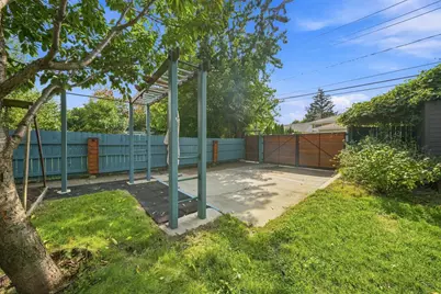 8120 Keystone Avenue, Skokie, IL 60076 - Photo 7