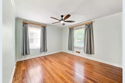8120 Keystone Avenue, Skokie, IL 60076 - Photo 19