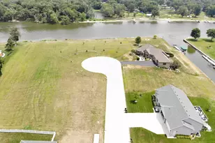1272 Summerland Ky, Machesney Park, IL 61103 - Photo 1