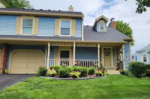 1349 Queensgreen Cir, Naperville, IL 60563 - Photo 1