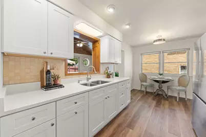 230 W Washington Boulevard, Lombard, IL 60148 - Photo 5