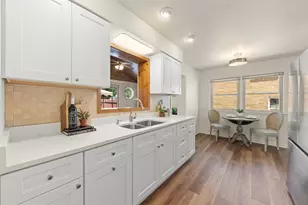 230 W Washington Blvd, Lombard, IL 60148 - Photo 5