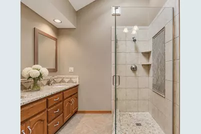 801 Fieldale Lane, Grayslake, IL 60030 - Photo 19