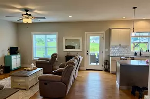 520 Prairie Meadows Dr, Heyworth, IL 61745 - Photo 23