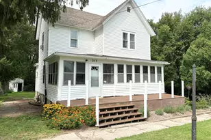 217 E Dorion St, Beaverville, IL 60912 - Photo 1