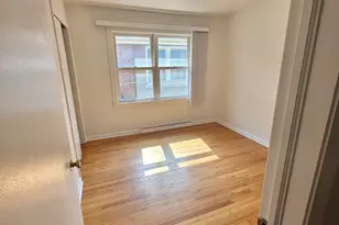 5452 Brummel St, Skokie, IL 60077 - Photo 9