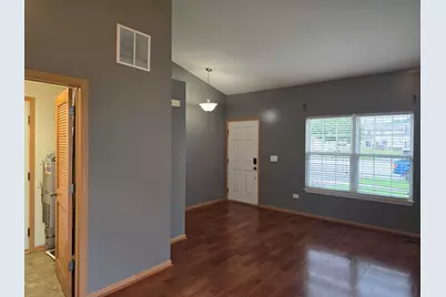 402 Waubonsee Drive, Plano, IL 60545 - Photo 3