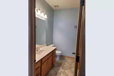 402 Waubonsee Drive, Plano, IL 60545 - Photo 9