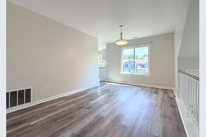964 Brunswick Circle #-, Schaumburg, IL 60193 - Photo 5