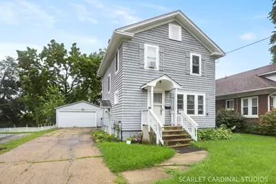 926 W Galena Boulevard, Aurora, IL 60506 - Photo 1
