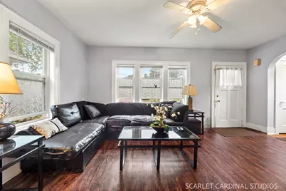 926 W Galena Boulevard, Aurora, IL 60506 - Photo 3