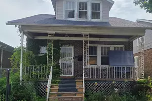 9905 S Yale Ave, Chicago, IL 60628 - Photo 1