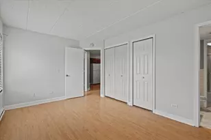 708 N Briar Hill Ln, Addison, IL 60101 - Photo 9