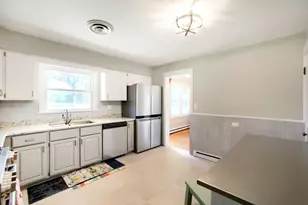 28W470 Purnell Rd, West Chicago, IL 60185 - Photo 13