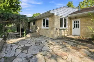 1500 Mayfield Ave, Joliet, IL 60435 - Photo 29