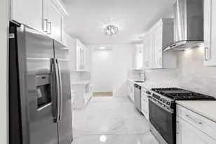 211 S 9th Ave, Maywood, IL 60153 - Photo 11
