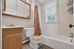 742 S 4th St, Dekalb, IL 60115 - Photo 25