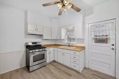 742 S 4th Street, Dekalb, IL 60115 - Photo 21