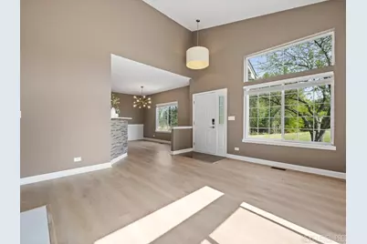 819 Asbury Drive, Aurora, IL 60502 - Photo 5