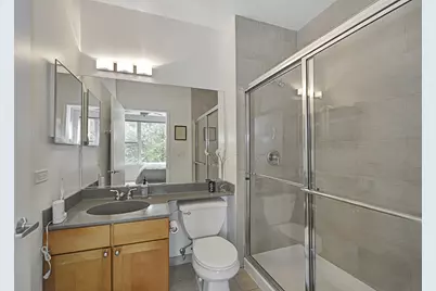 631 W Oak Street, Chicago, IL 60610 - Photo 15