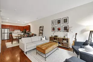 631 W Oak St, Chicago, IL 60610 - Photo 7
