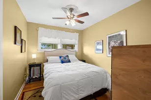 7057 W Madison St, Niles, IL 60714 - Photo 9