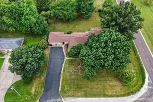 1123 N Sangamon Ave, Gibson City, IL 60936 - Photo 5