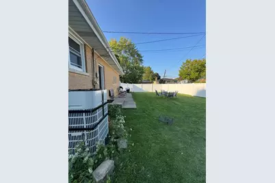 4555 Cleveland Street, Skokie, IL 60076 - Photo 25