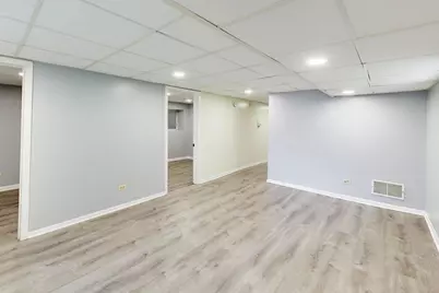 2811 Ridgeland Avenue, Berwyn, IL 60402 - Photo 15