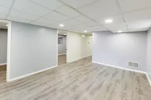 2811 Ridgeland Ave, Berwyn, IL 60402 - Photo 15