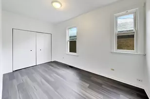 2811 Ridgeland Ave, Berwyn, IL 60402 - Photo 9