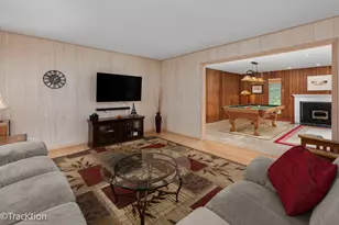 116 Pembroke Rd, Naperville, IL 60540 - Photo 11