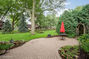 116 Pembroke Rd, Naperville, IL 60540 - Photo 21