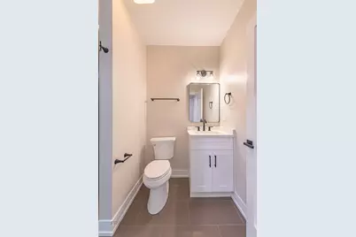 4945 W Berenice Avenue, Chicago, IL 60641 - Photo 27