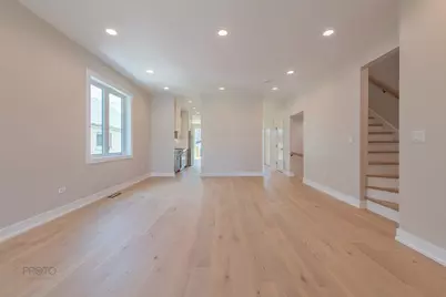 4945 W Berenice Avenue, Chicago, IL 60641 - Photo 23