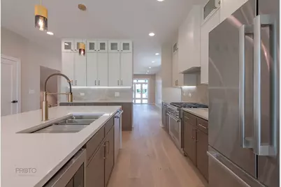 4945 W Berenice Avenue, Chicago, IL 60641 - Photo 13