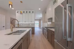 4945 W Berenice Ave, Chicago, IL 60641 - Photo 13