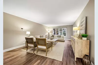 281 Governors Lane #281, Elgin, IL 60123 - Photo 3