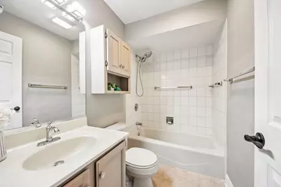 281 Governors Lane #281, Elgin, IL 60123 - Photo 19