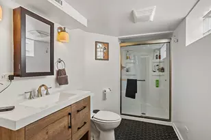 10250 S Turner Ave, Evergreen Park, IL 60805 - Photo 11