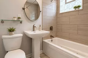 9101 S Racine Ave, Chicago, IL 60620 - Photo 19